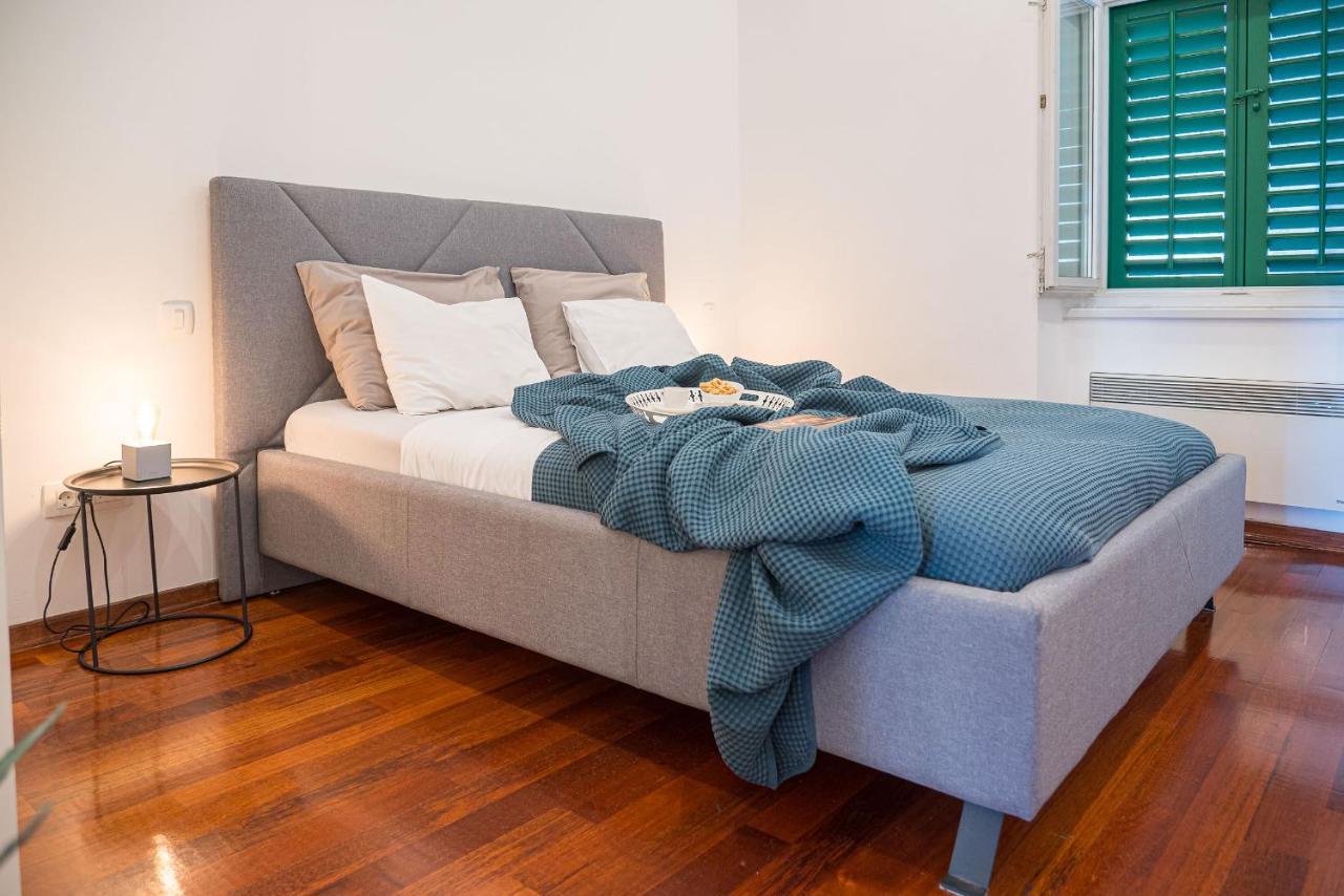 Luxury Seaview Apartment Опатия Екстериор снимка
